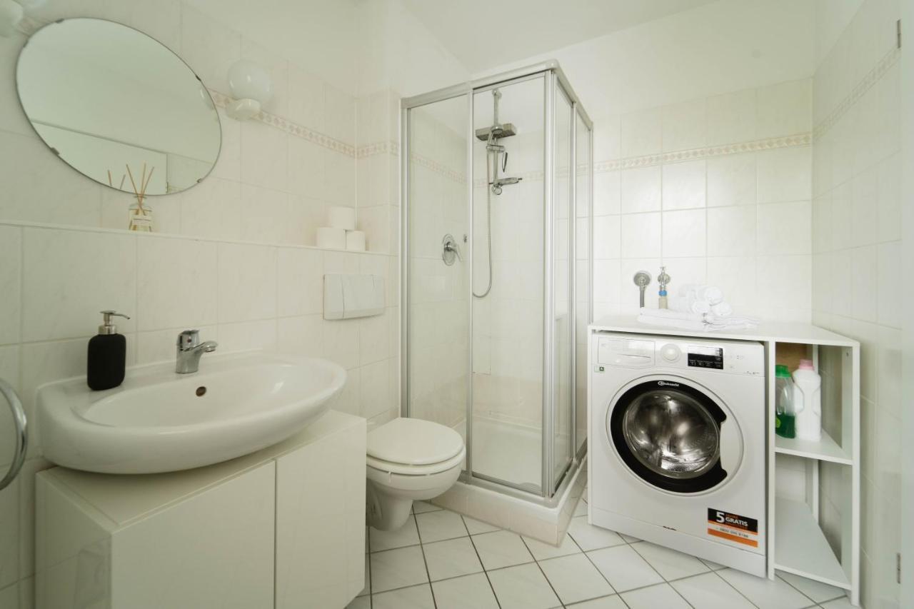 Raum921 - Stilvolles Apartment - Wlan, Tiefgarage, Kueche, Netflix Magdeburg Ngoại thất bức ảnh